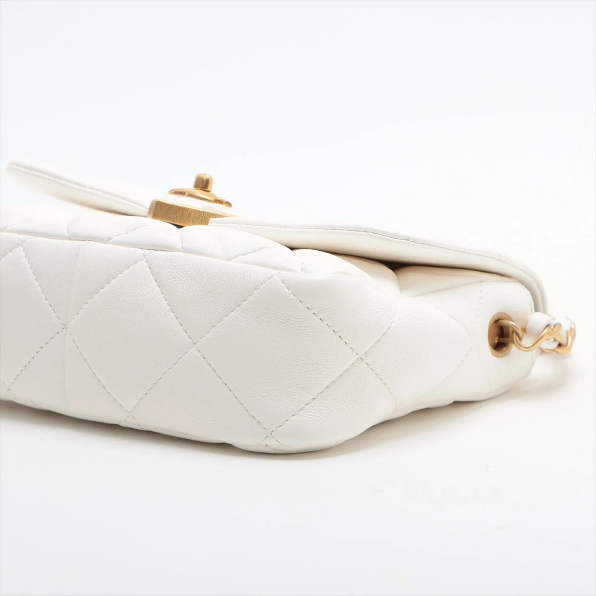 シャネル マトラッセ レザー チェーンショルダーバッグ ハート