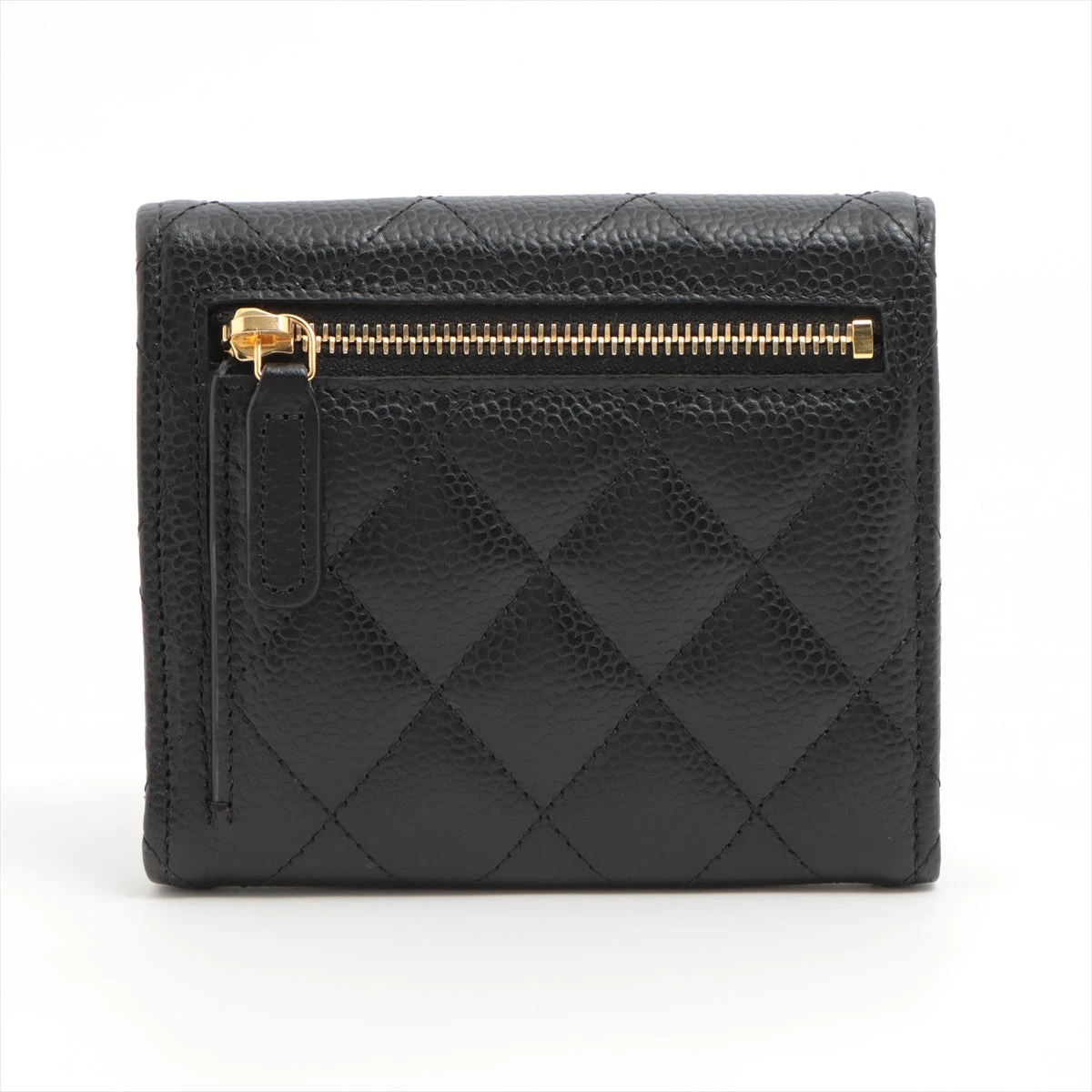 シャネル マトラッセ キャビアスキン コンパクトウォレット ブラック