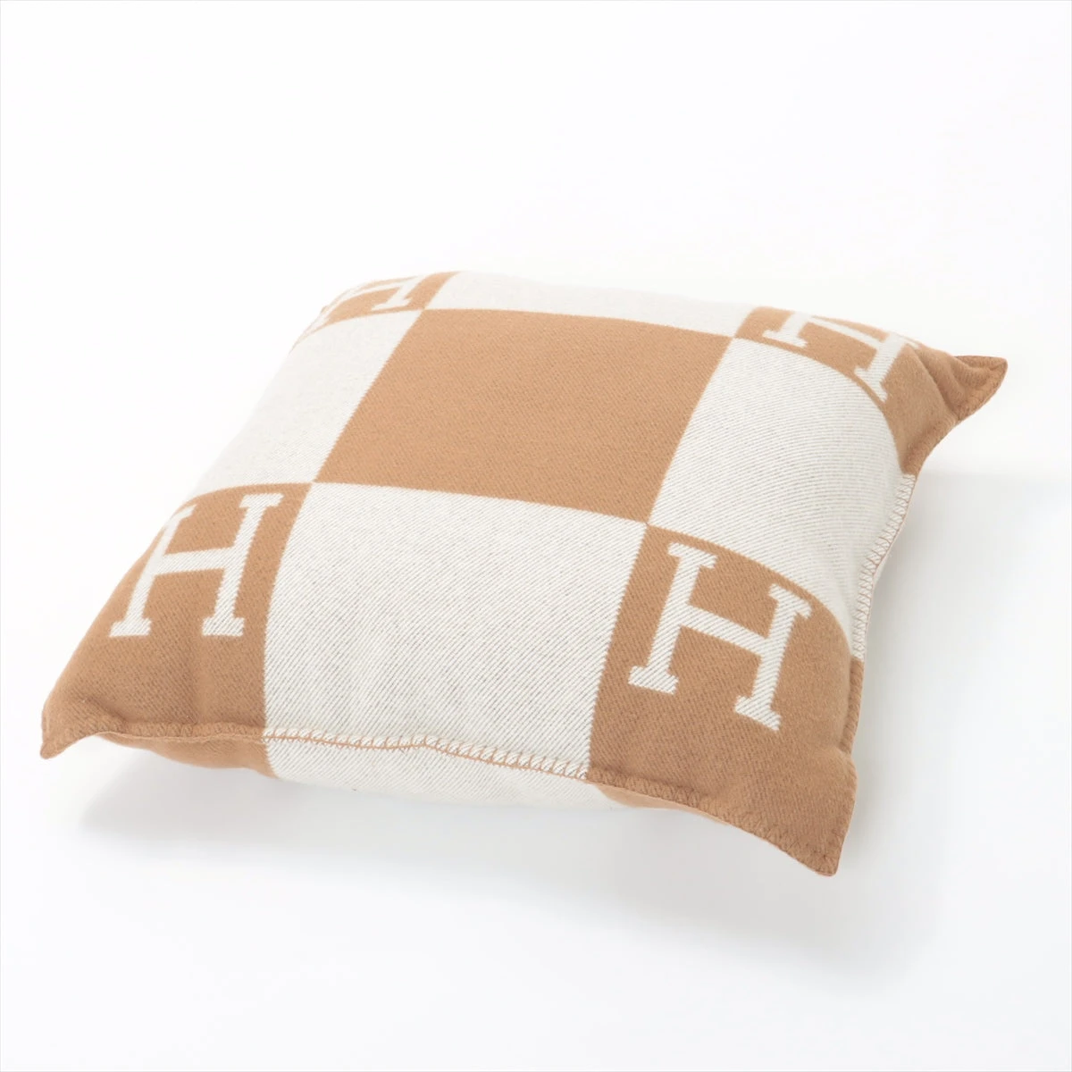 エルメス アヴァロンGM クッション ウール ブラウン AP049233