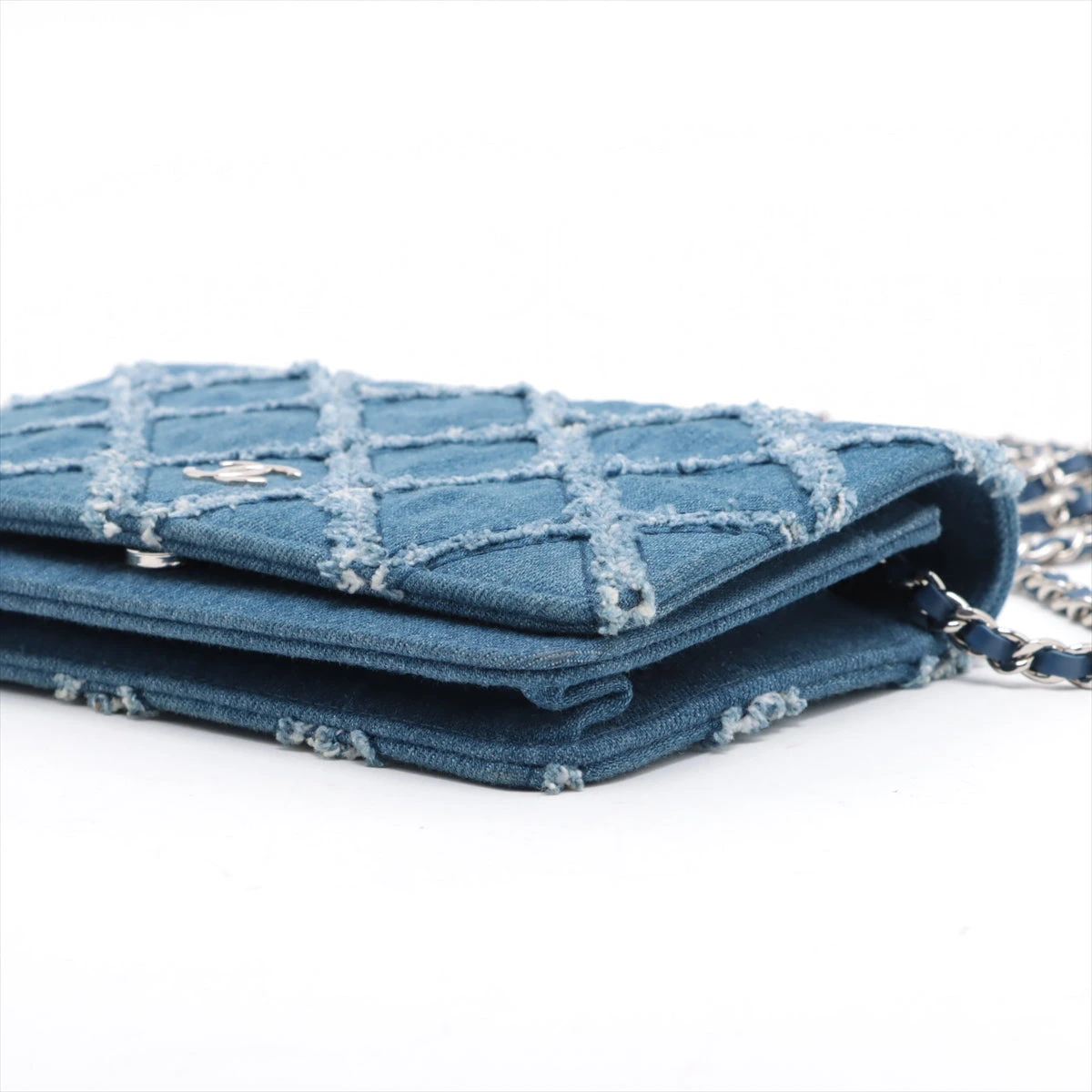 ☆専用です☆CHANEL チェーンウォレット デニム  マトラッセ 27番台 シャネル ココマーク デニム チェーンウォレット ブルー シルバー金具