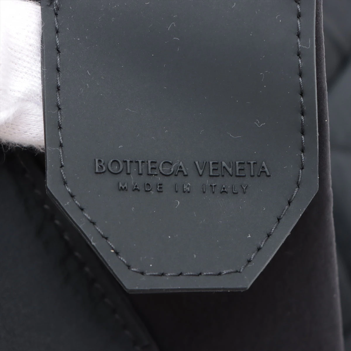 極美品　ボッテガヴェネタ　パデッドテック　マキシイントレチャート　ブラック BOTTEGAVENETA(ボッテガヴェネタ) イントレチャート マキシ