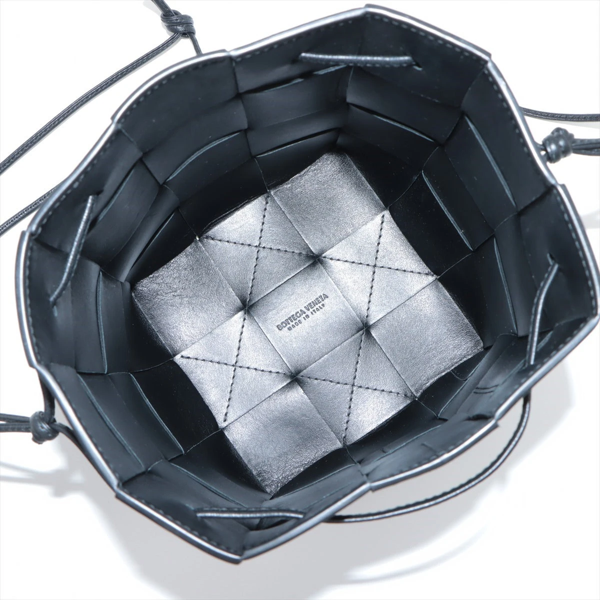 ボッテガヴェネタ カセット ミニ クロスボディバッグ レザー