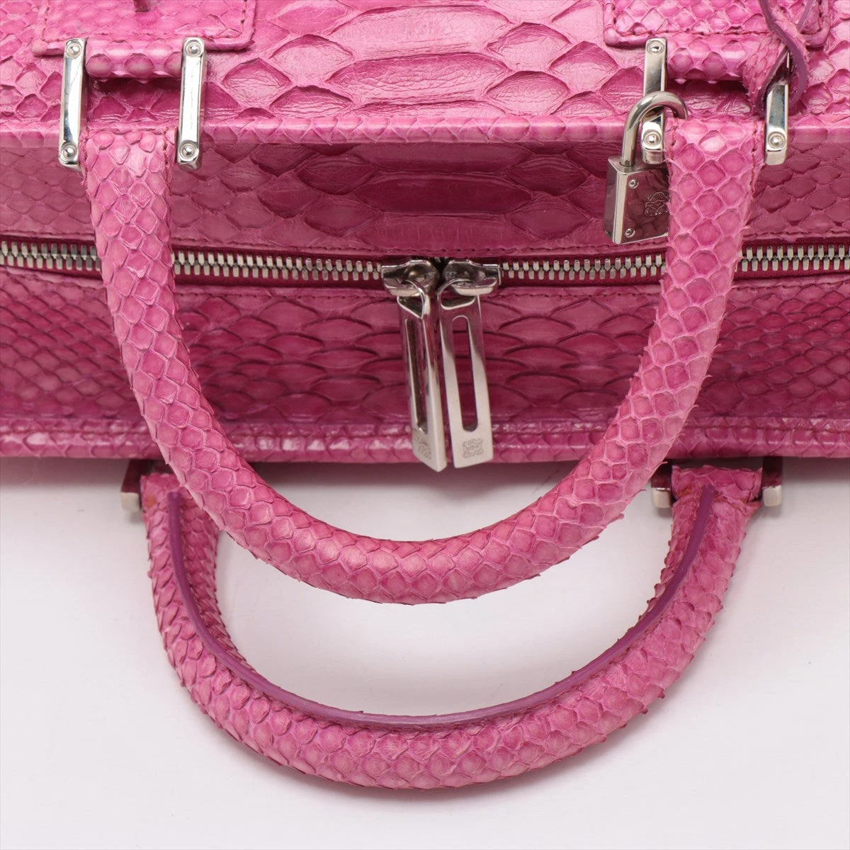 ロエベ パイソン スティッチ アマゾナ バッグ LOEWE （中古）ロエベ メッシュ 編み込み アマソナ 28