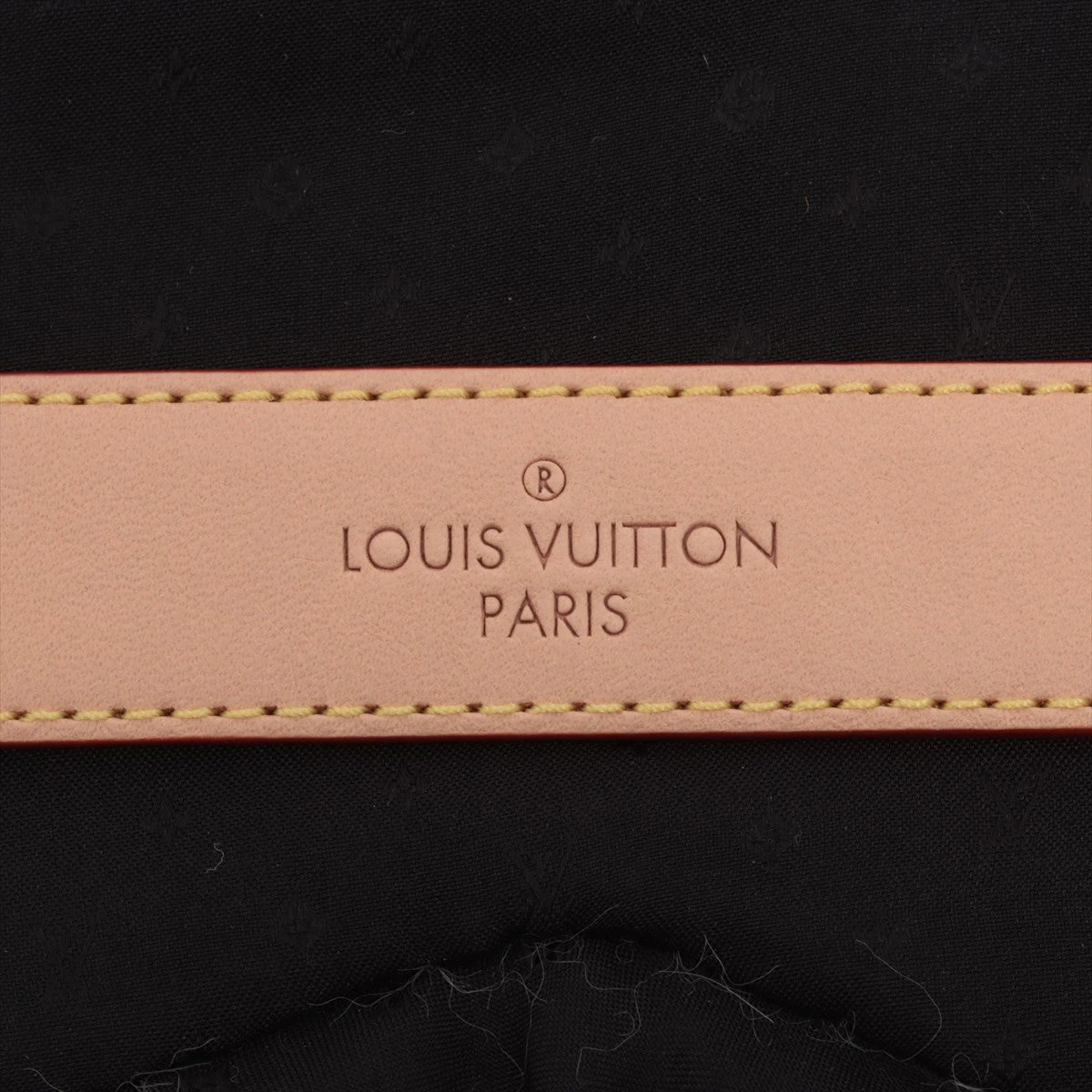 ルイヴィトン アイマスク 新品未使用 LOUIS VUITTON - LOUIS VUITTON アイマスクの通販 by K×3 shop｜ルイ
