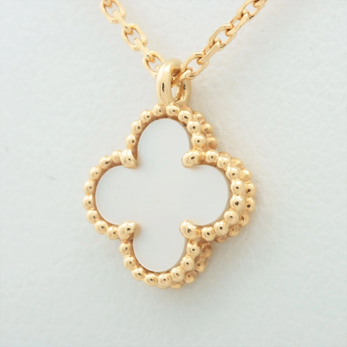 ヴァンクリーフ&アーペル スウィートアルハンブラ シェル