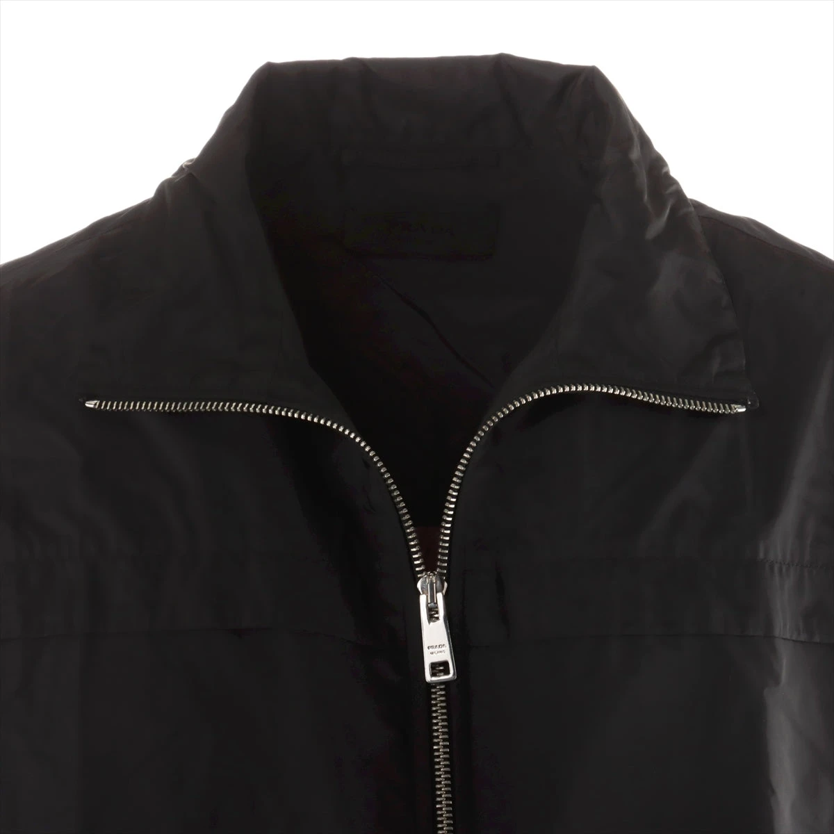 prada ナイロンジャケット サイズ46 SGN998 新品未使用 PRADAプラダ ナイロンジャケット SGN998 トライアングル三角ロゴ