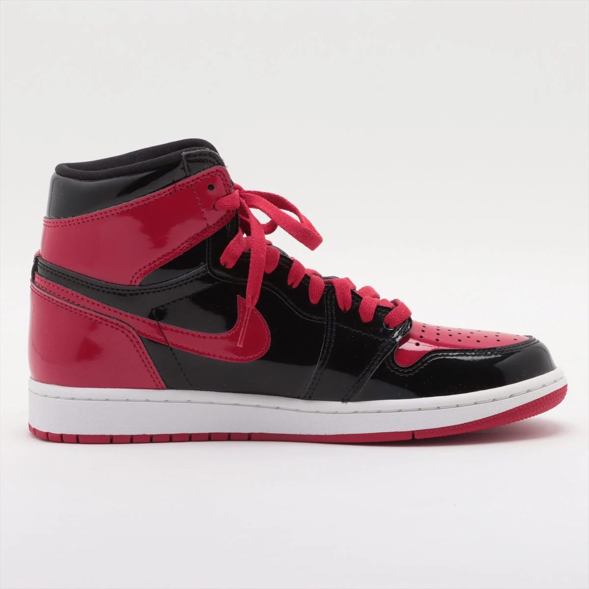 ナイキ AIR JORDAN 1 RETRO HIGH OG パテントレザー ハイカット