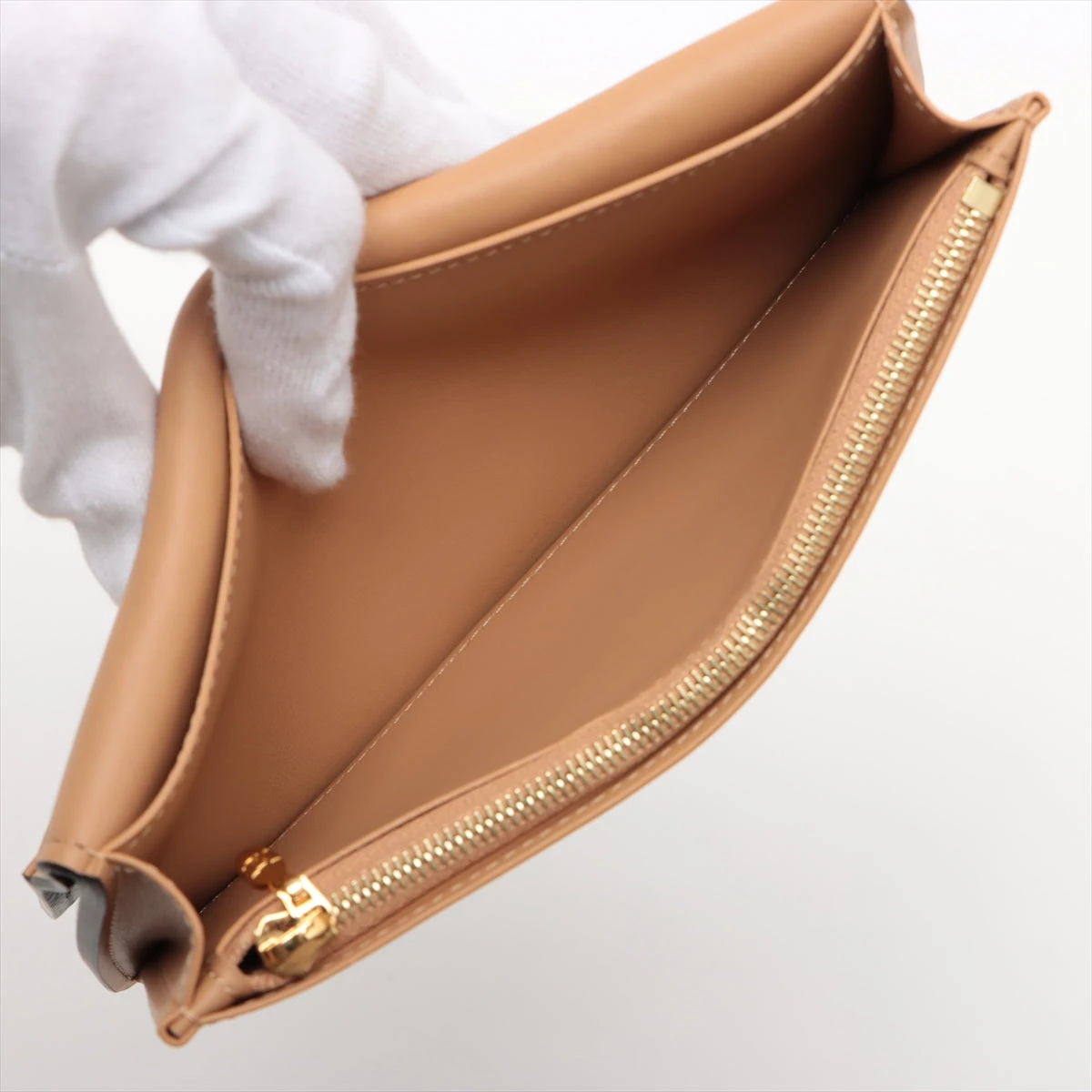 超美品 LOUIS VUITTON 　ヴェルティカル カプシーヌM81330 LV ヴェルティカル ウォレット カプシーヌ｜ルイ・ヴィトン 公式