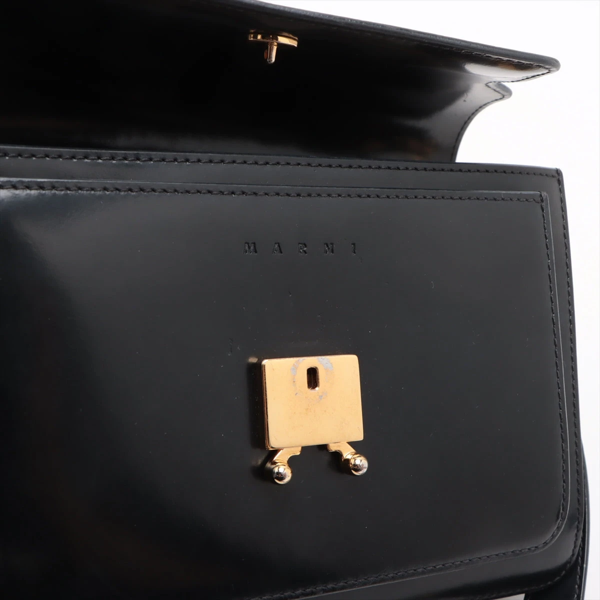 財布と◎[マルニ]ロゴ レザー フラップトランクショルダーバッグ 楽天市場】MARNI マルニ TRUNK SOFT Shoulder Bag トランク