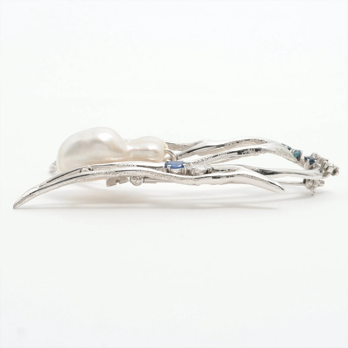 ミキモトパールブローチ ミキモト MIKIMOTO ブローチ 金属素材xパール シルバーxホワイト