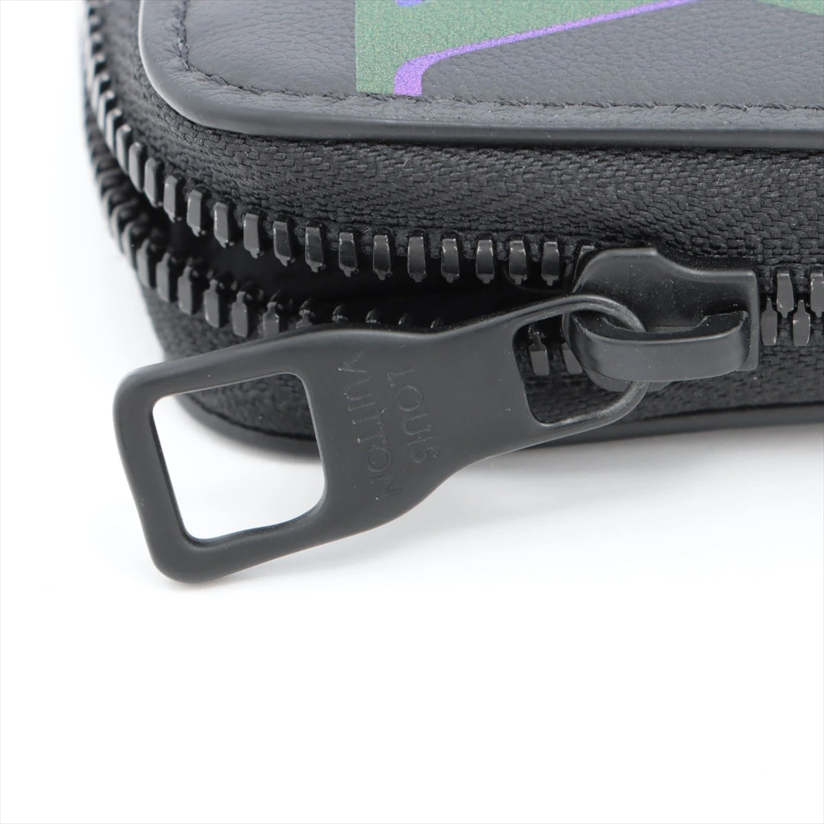 ヴィトン モノグラム スポットライト パターン ジッピーウォレット