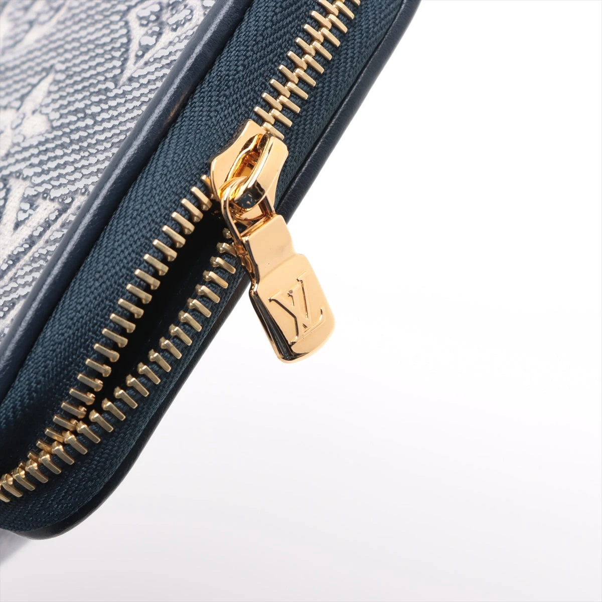 ヴィトン モノグラムジャガード ジッピーウォレット M82468 ネイビー