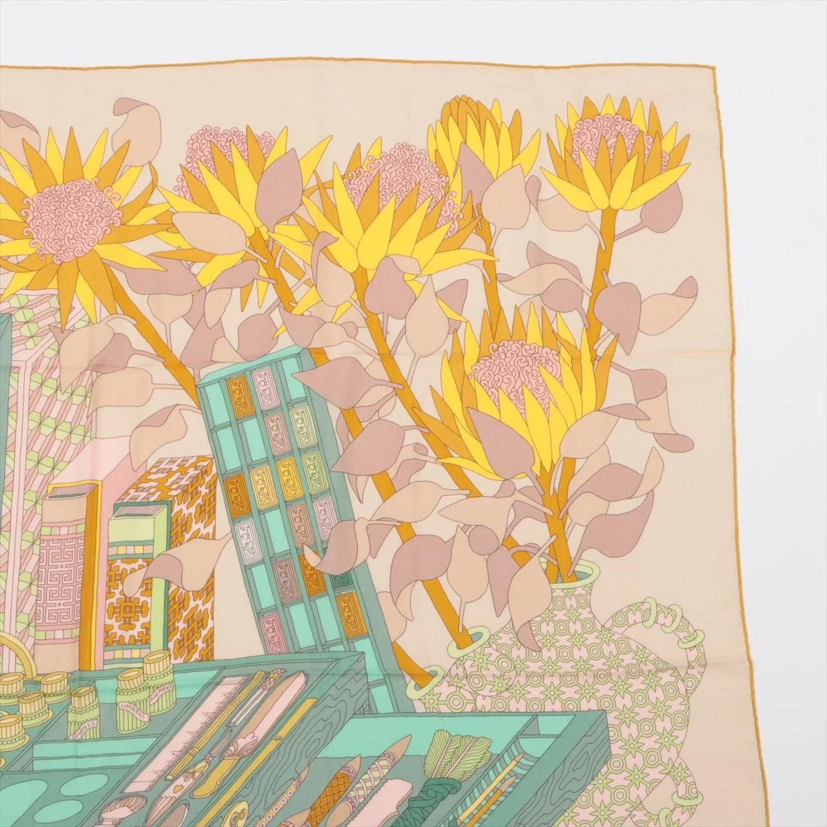 エルメススカーフ　Tresor  du Benin Hermes Tresor Royal Du Benin Scarf – Chic Consignment LLC