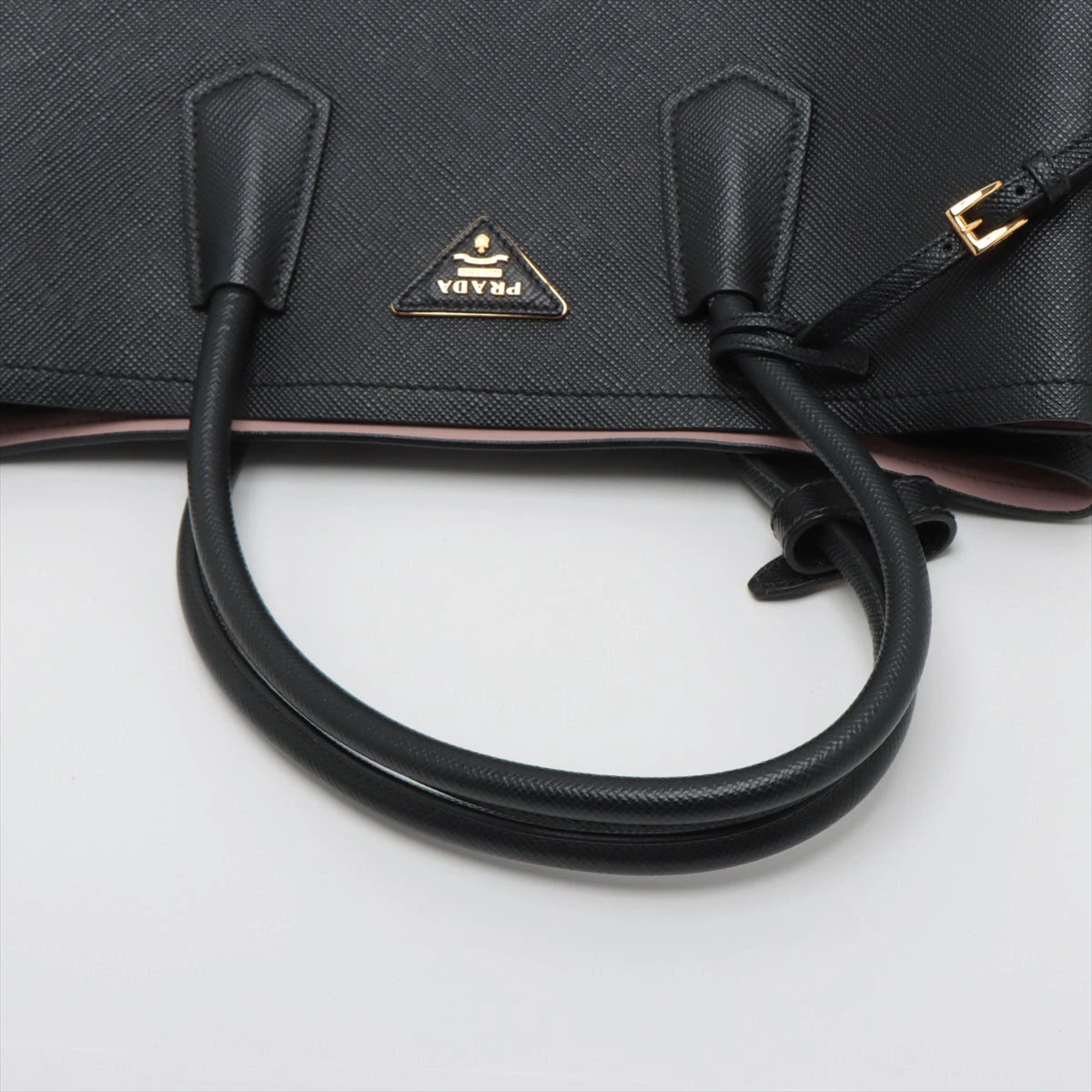 PRADA（プラダ）サフィアーノ キュイール 2wayトートバッグ PRADA（プラダ）サフィアーノ キュイール 2wayトートバッグ