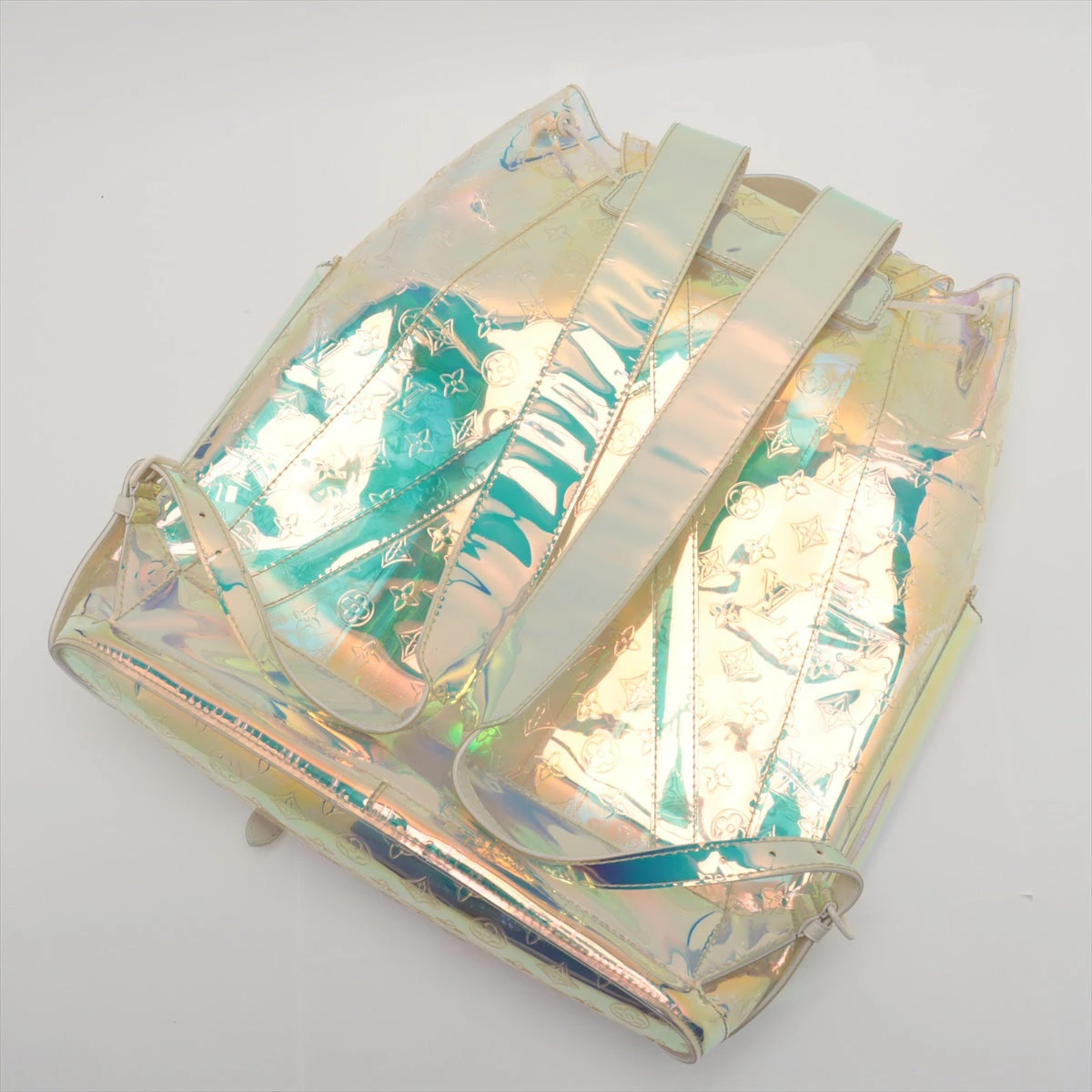 ヴィトン プリズム クリストファーGM Ｍ44766