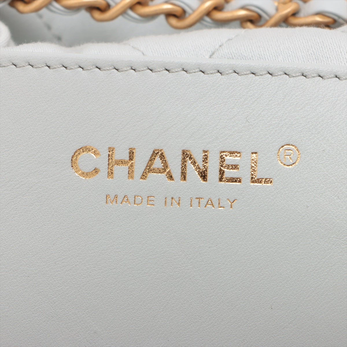 シャネル CHANEL22 ミニサイズ ライトグレー/S金具 シャネル シャネル22 ミニ キャビアスキン チェーンショルダー