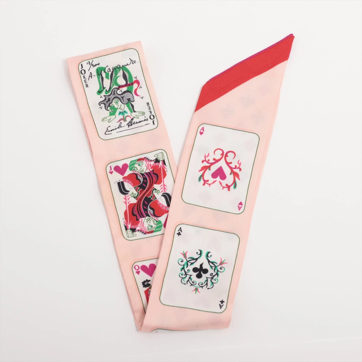 ❣️クリーニング済み❣️エルメス　ツイリーチェック柄スカーフ 赤とピンク ❣️クリーニング済み❣️エルメス ツイリーチェック柄スカーフ