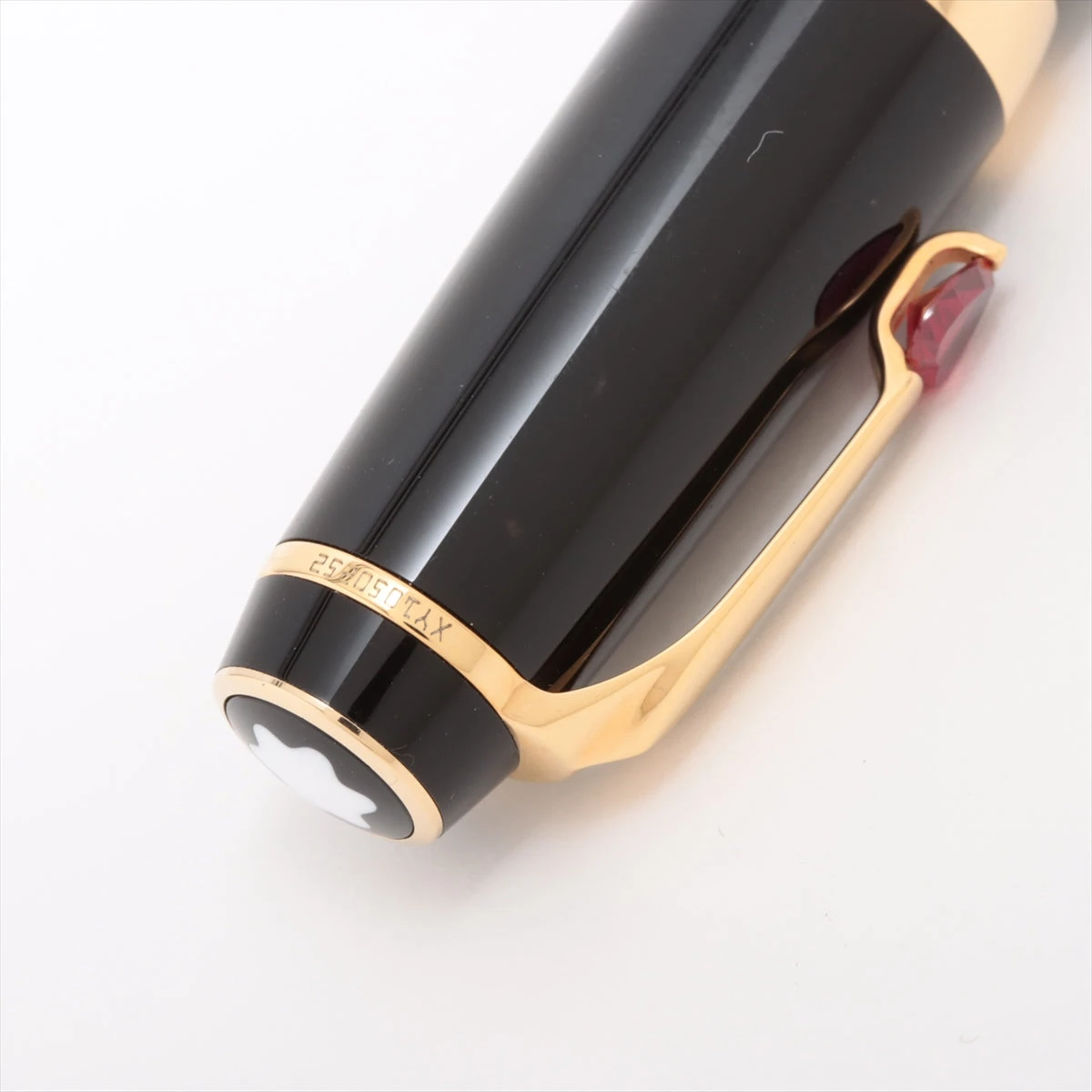 モンブラン ボエム ルージュ 万年筆 GP×レジン ブラック×ゴールド ペン