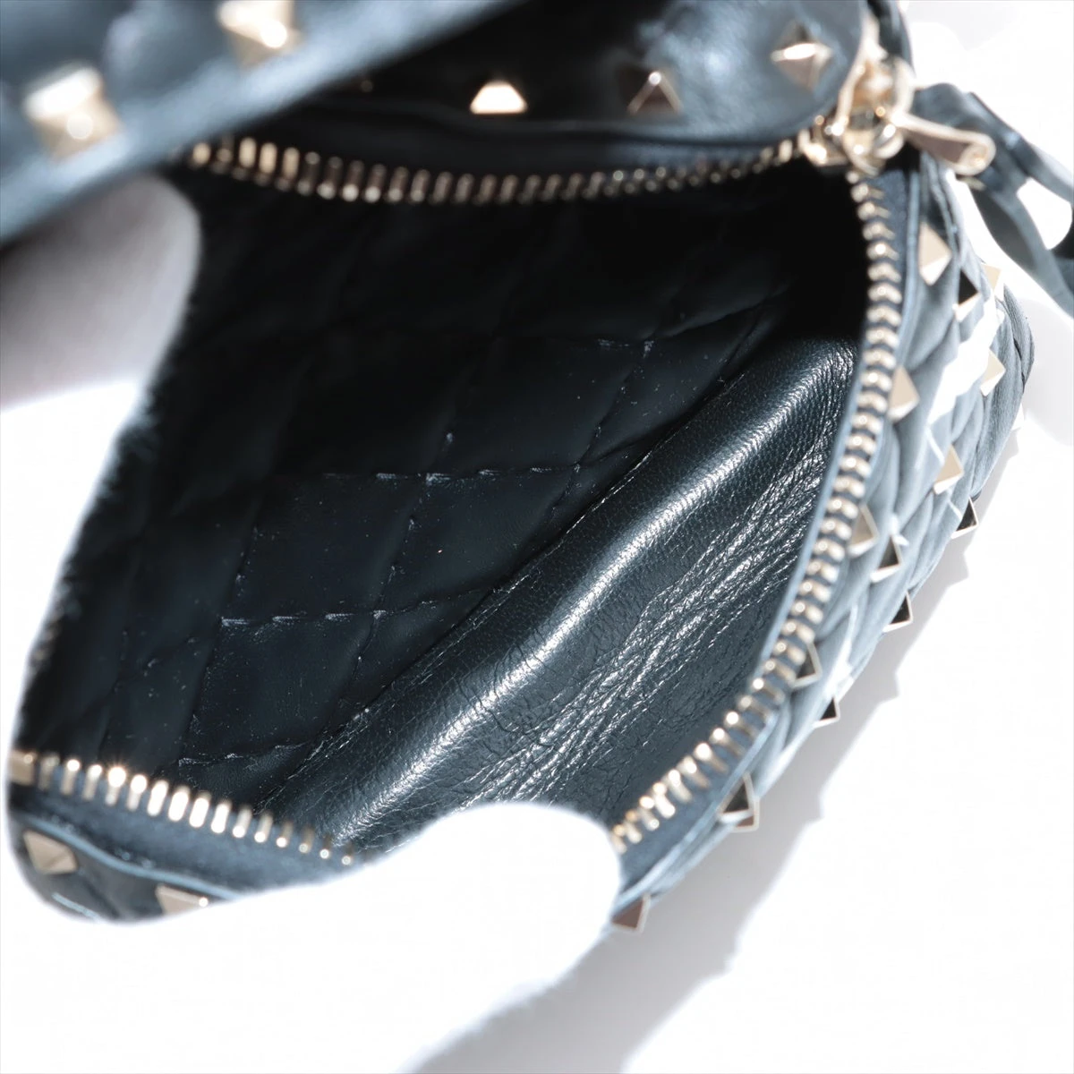 VALENTINO - バレンティノ ロックスタッズリュックの通販 by