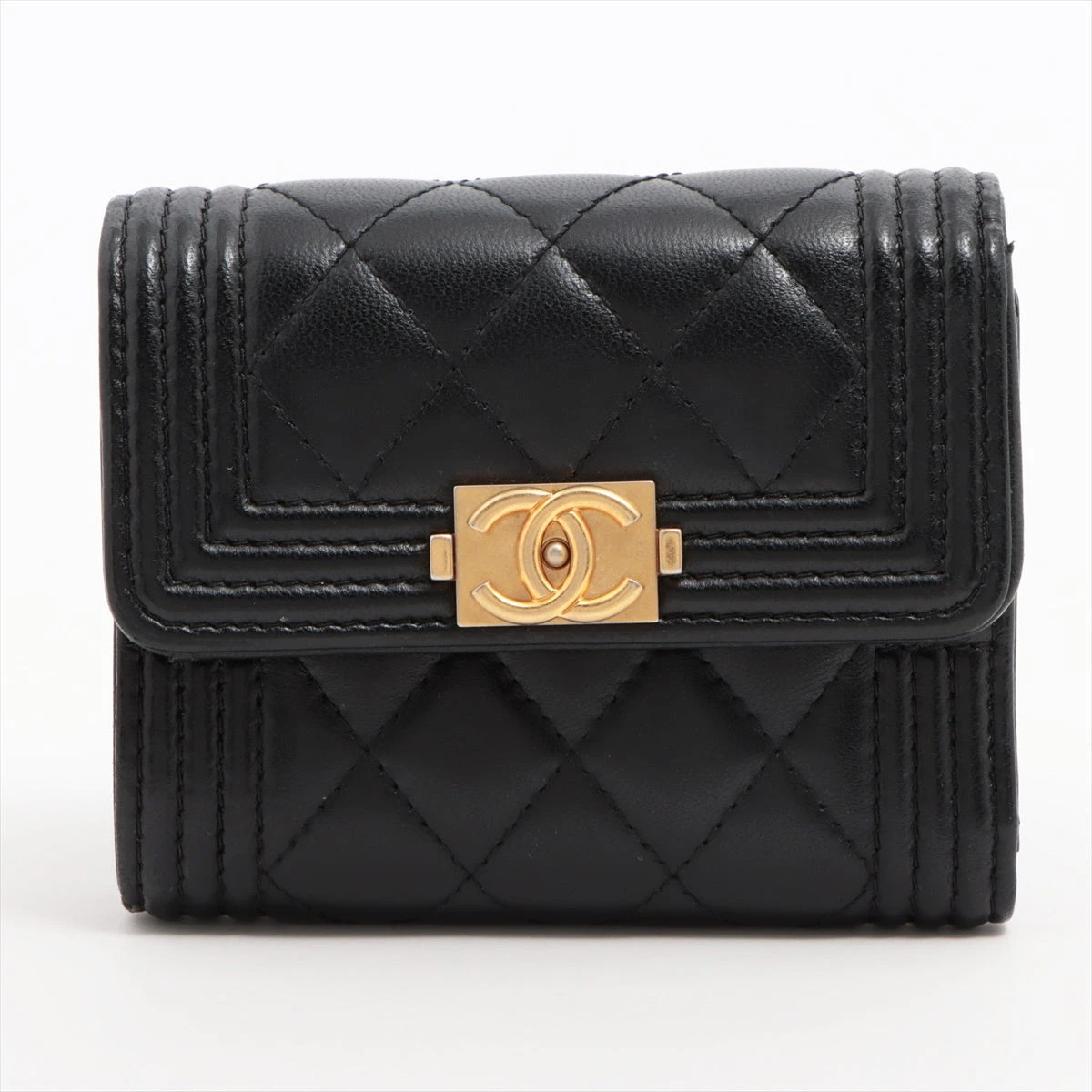 【高級感溢れるデザイン☆】BOY CHANEL ミニ財布 ゴールド金具 シャネル ボーイシャネル 財布/小物 ALLU銀座店｜中古ブランド品