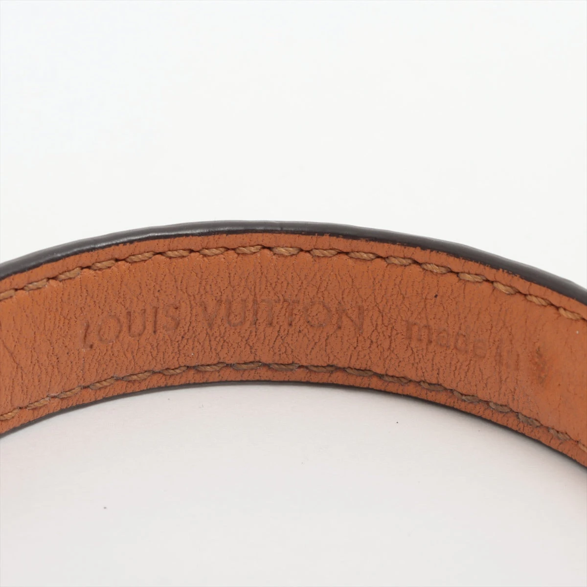 LOUIS VUITTON ルイヴィトン M6042 エッセンシャルV