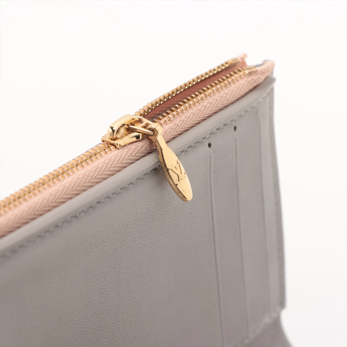最新IC✨ヴィトン ロゴ ポルトフォイユ LVポンヌフ コンパクト ノワール LOUIS VUITTON ルイヴィトン ポルトフォイユ・カプシーヌ XS