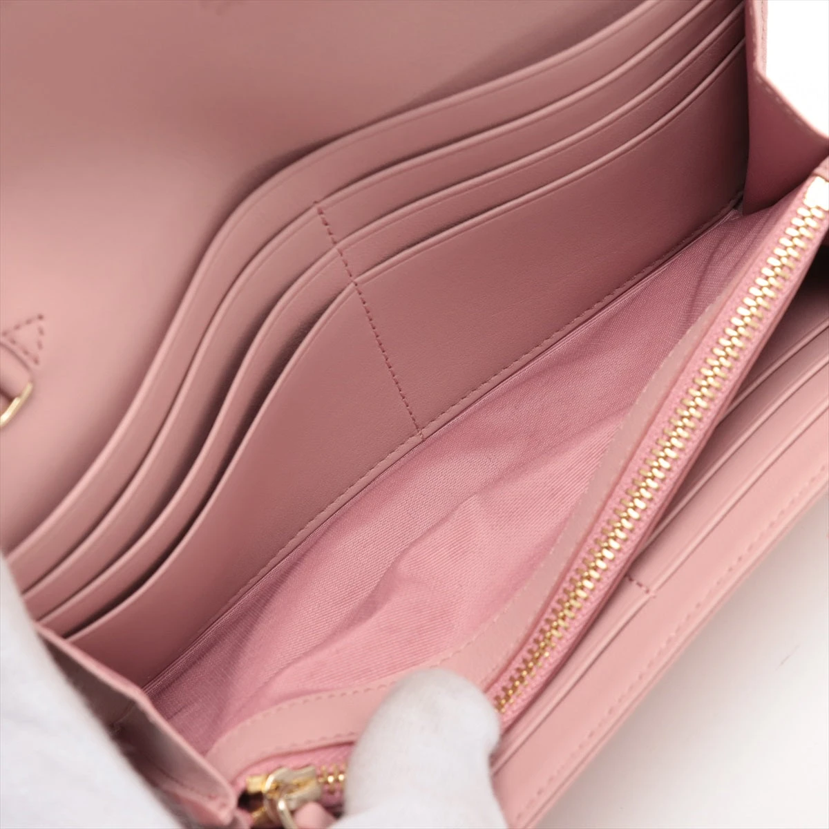 mcm ピンク レザー 長財布 チェーン付き MCM レザー チェーンウォレット ピンク A2542437｜中古ブランド