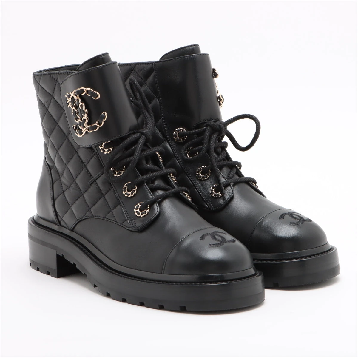 シャネル マトラッセ レースアップ ショートブーツ G38514 レディース ブラック CHANEL 中古 中古 美品シャネル ショートブーツ レザー レースアップ マトラッセ