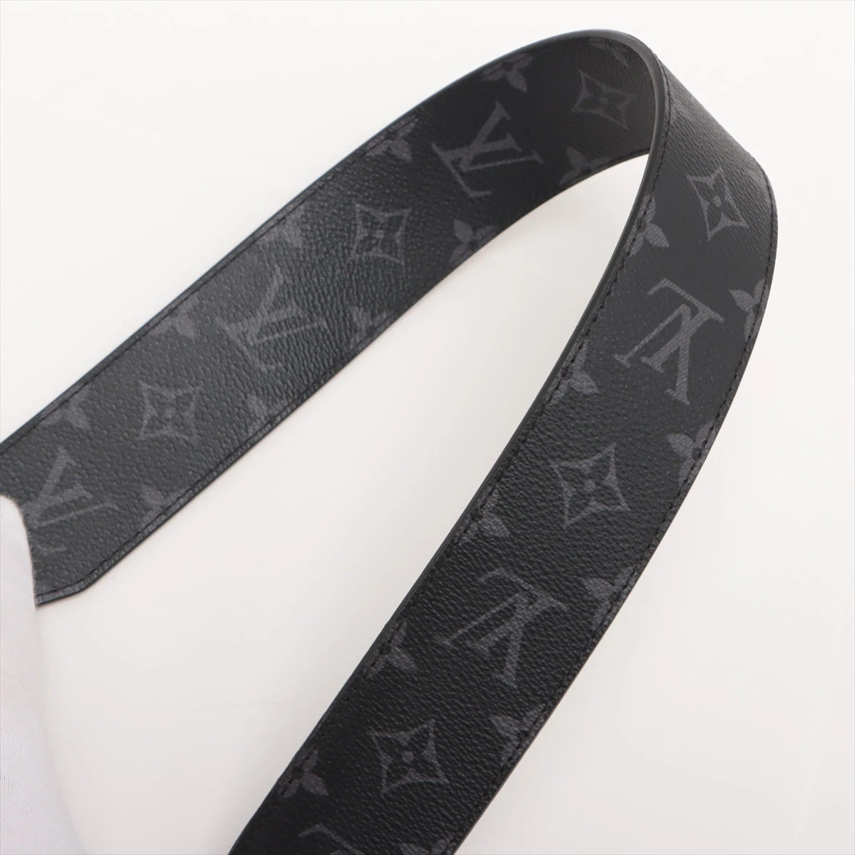 タイガラマ PM M30233 アウトドア メッセンジャー ルイ・ヴィトン LOUIS VUITTON アウトドア メッセンジャーPM