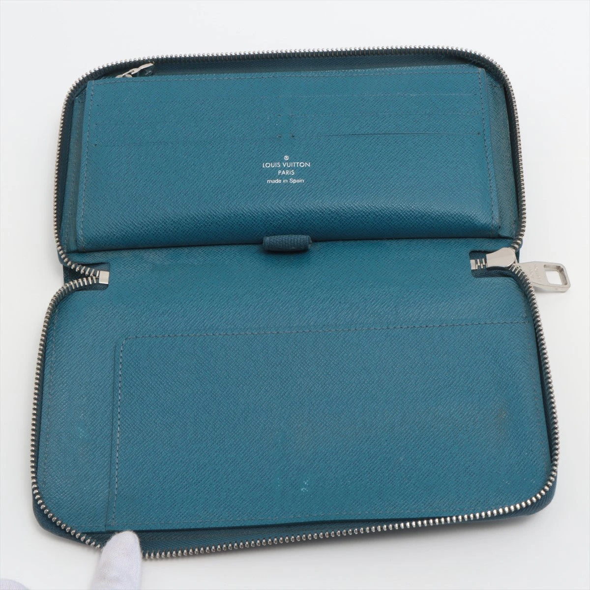【極美品】ルイヴィトン エピ ジッピーオーガナイザー 長財布 ブルーセレスト 極美品】ルイヴィトン エピ ジッピーオーガナイザー 長財布