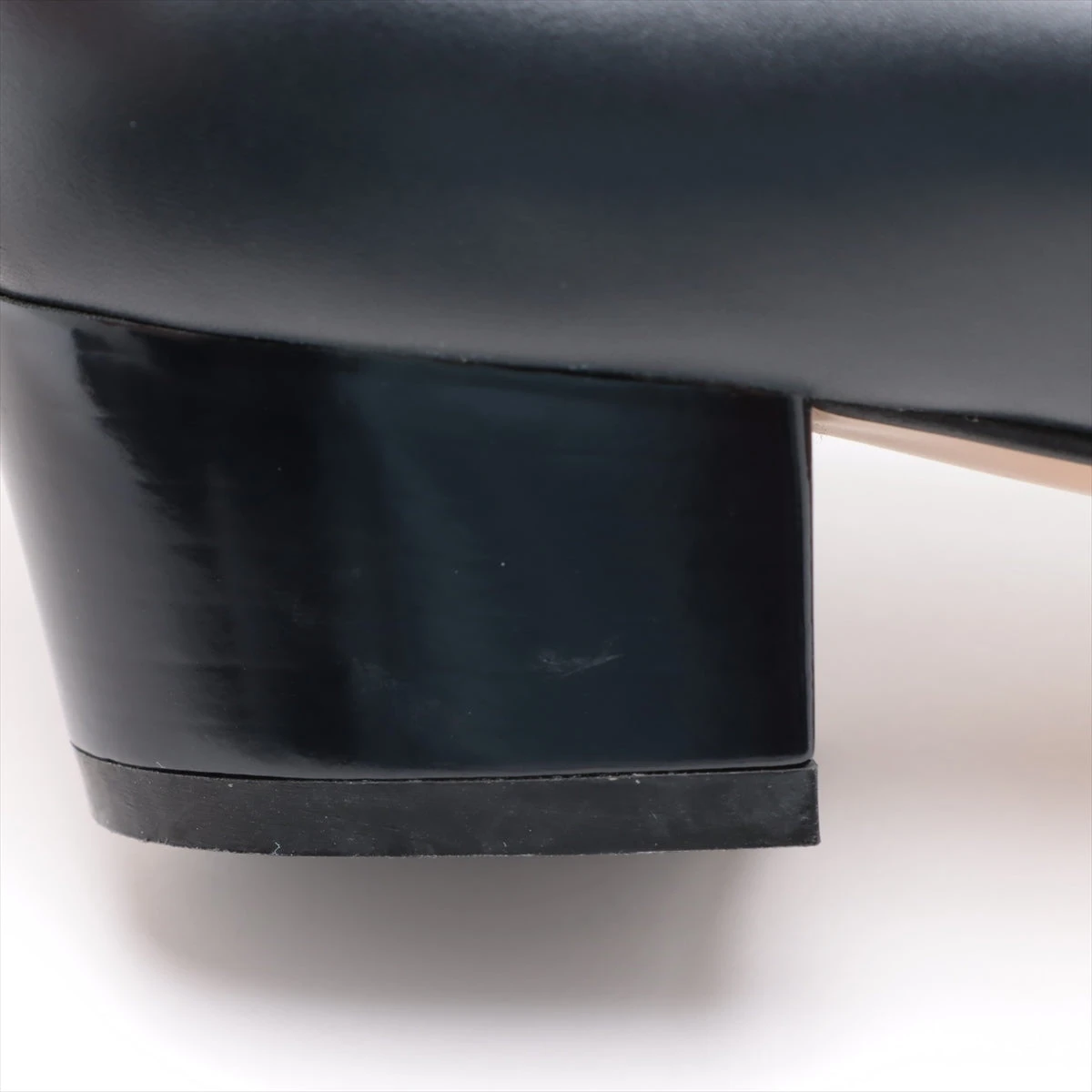 フェラガモ レザー パンプス 7 1/2D レディース ネイビー ヴァラ