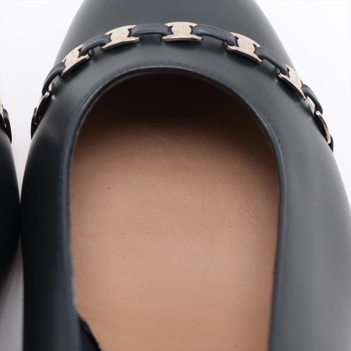 フェラガモ レザー パンプス 7 1/2D レディース ネイビー ヴァラ