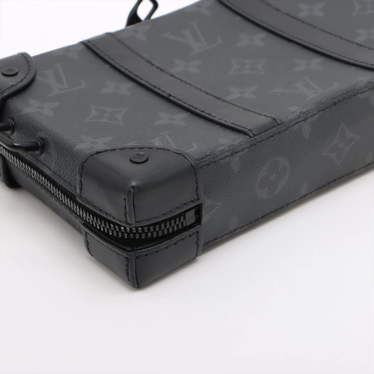 ヴィトン モノグラム エクリプス ソフトトランク ウォレット M69838