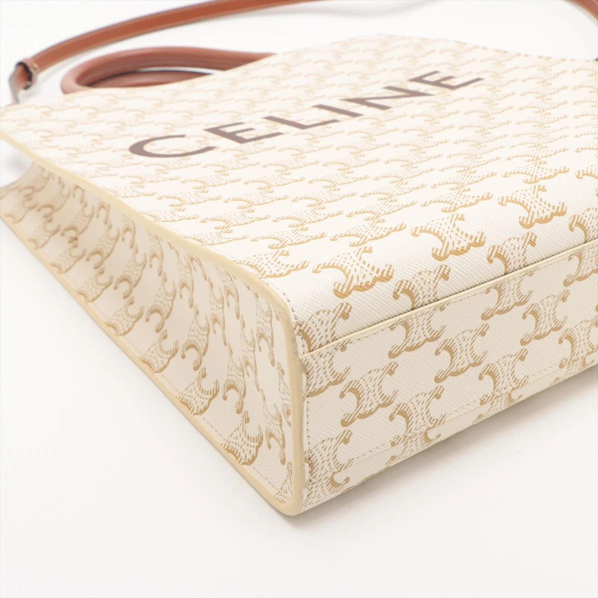 CELINE バーティカルカバスモール2WAYハンドバッグ　ホワイト セリーヌ バーティカル カバ スモール レディース レザー