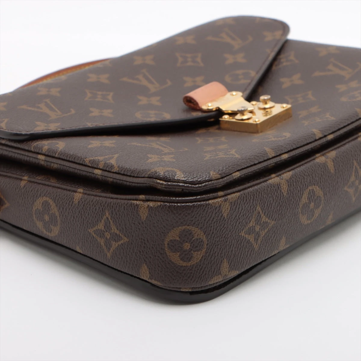LOUIS VUITTON ルイ ヴィトン ポシェット メティス M40780 ヴィトン モノグラム ポシェット・メティスMM M40780 AP055167