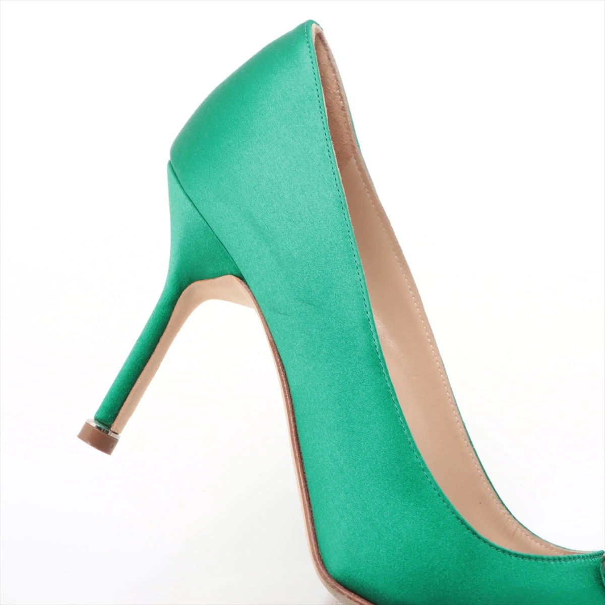 限定マノロブラニク美品 ハンギシサテンパンプス グリーン 38サイズ マノロブラニク MANOLO BLAHNIK マノロブラニク ハンギシ サテン