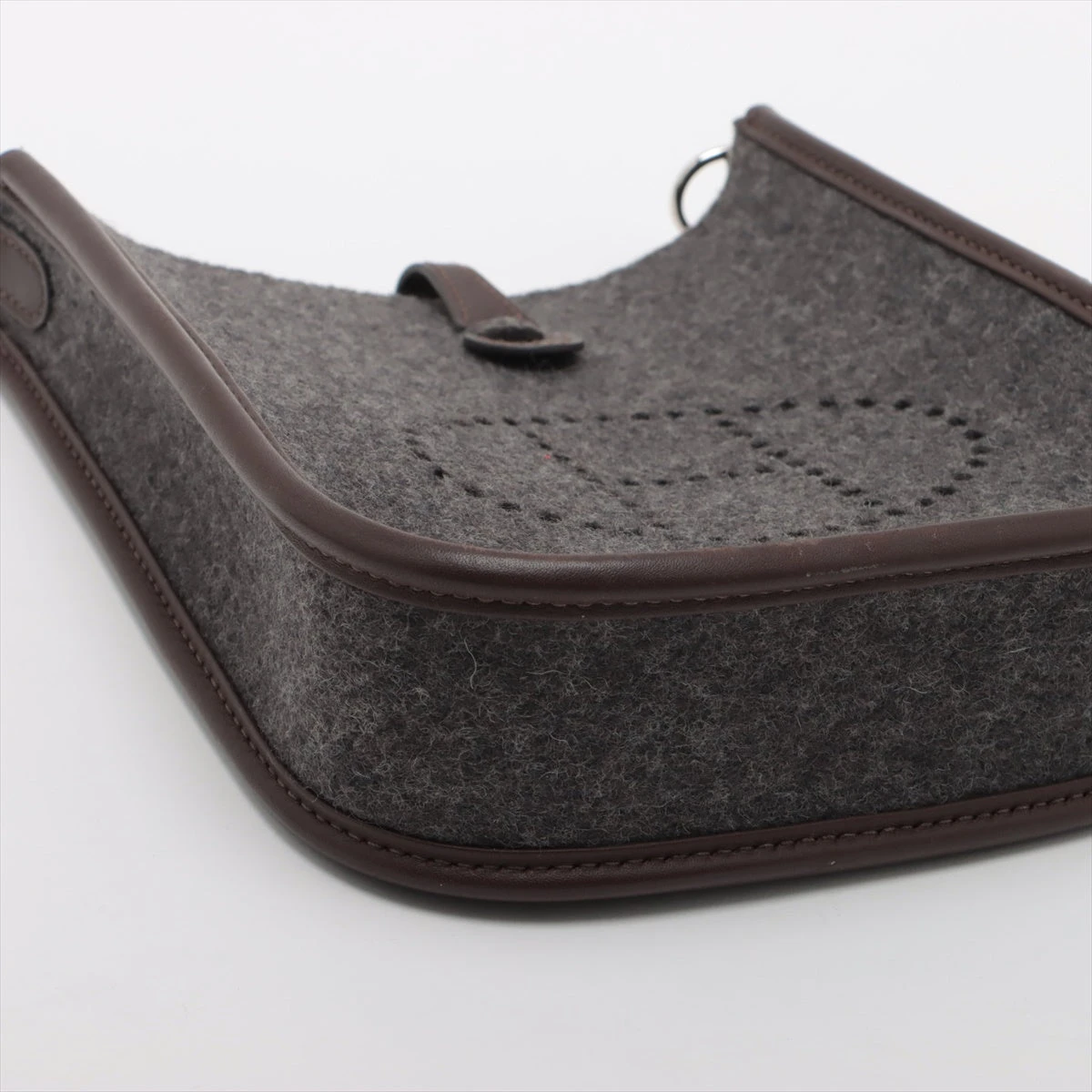 エルメス ミニ エブリン TPM ショルダー バッグ フェルト スイフト グレー HERMES - エルメス ショルダーバッグ エヴリン TPM グレー ブラウン