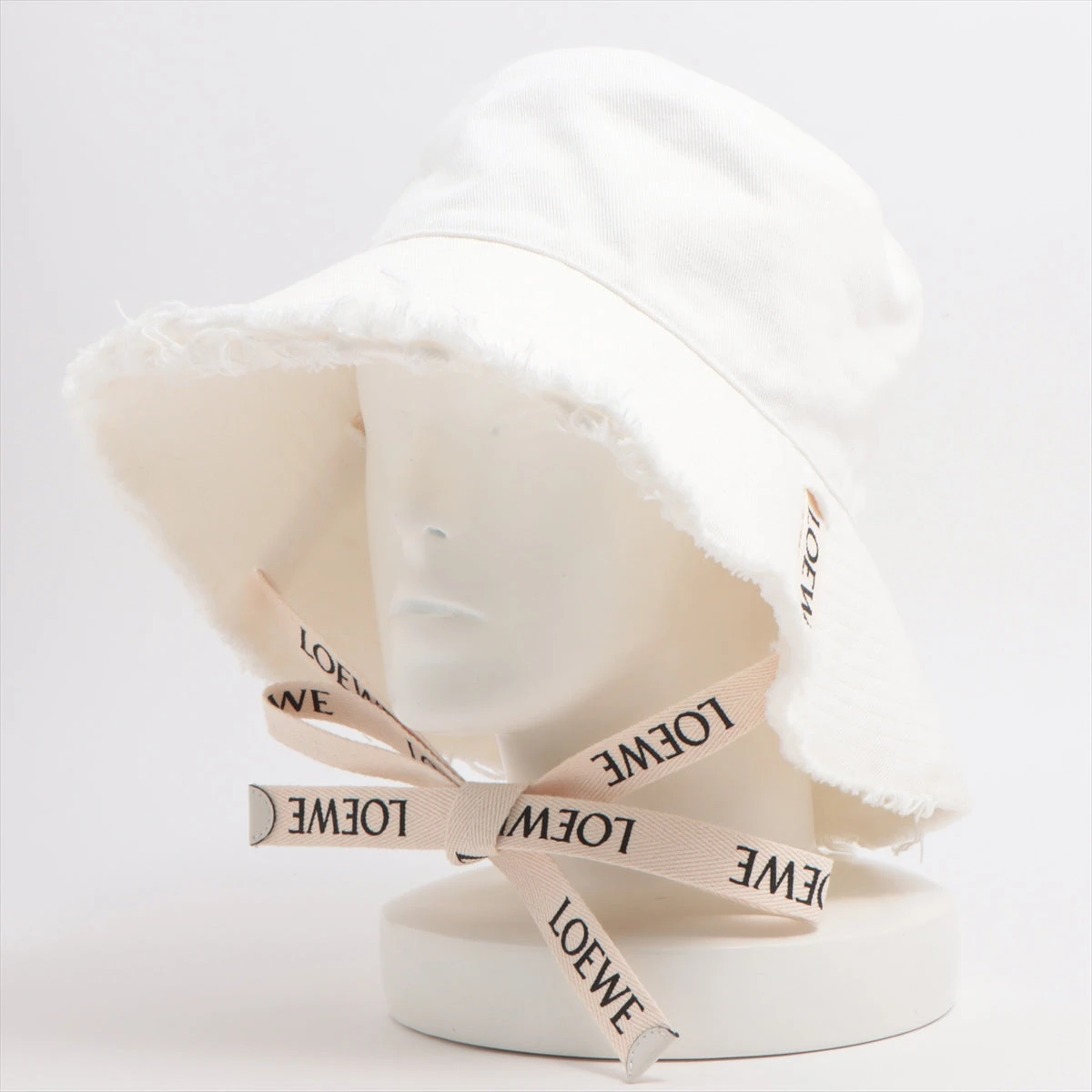 LOEWE ホワイト バケットハット 57 LOEWE ホワイト バケットハット 57 ロエベ ロゴ ハット 57 コットン