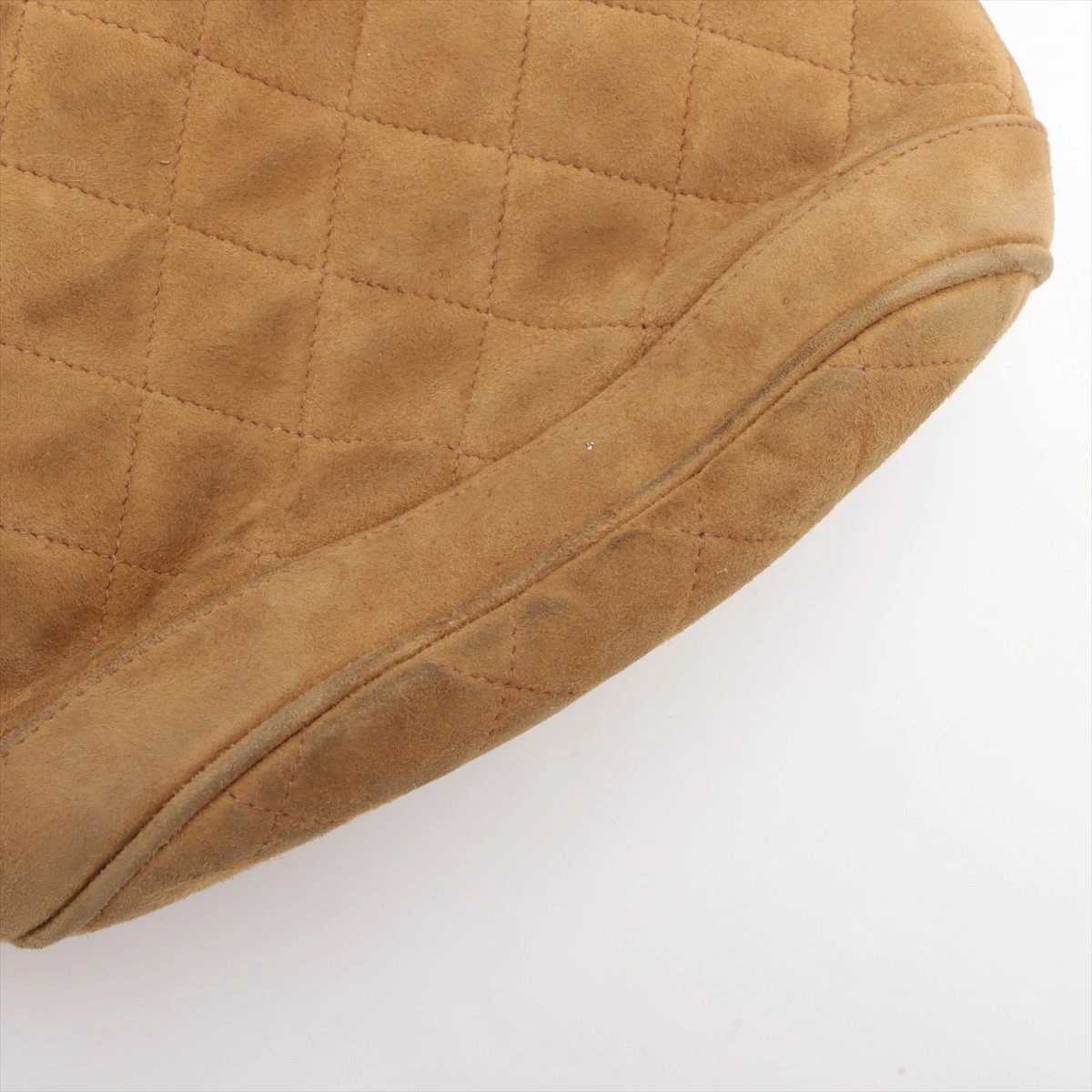 シャネル マトラッセ スエード チェーンショルダーバッグ 巾着