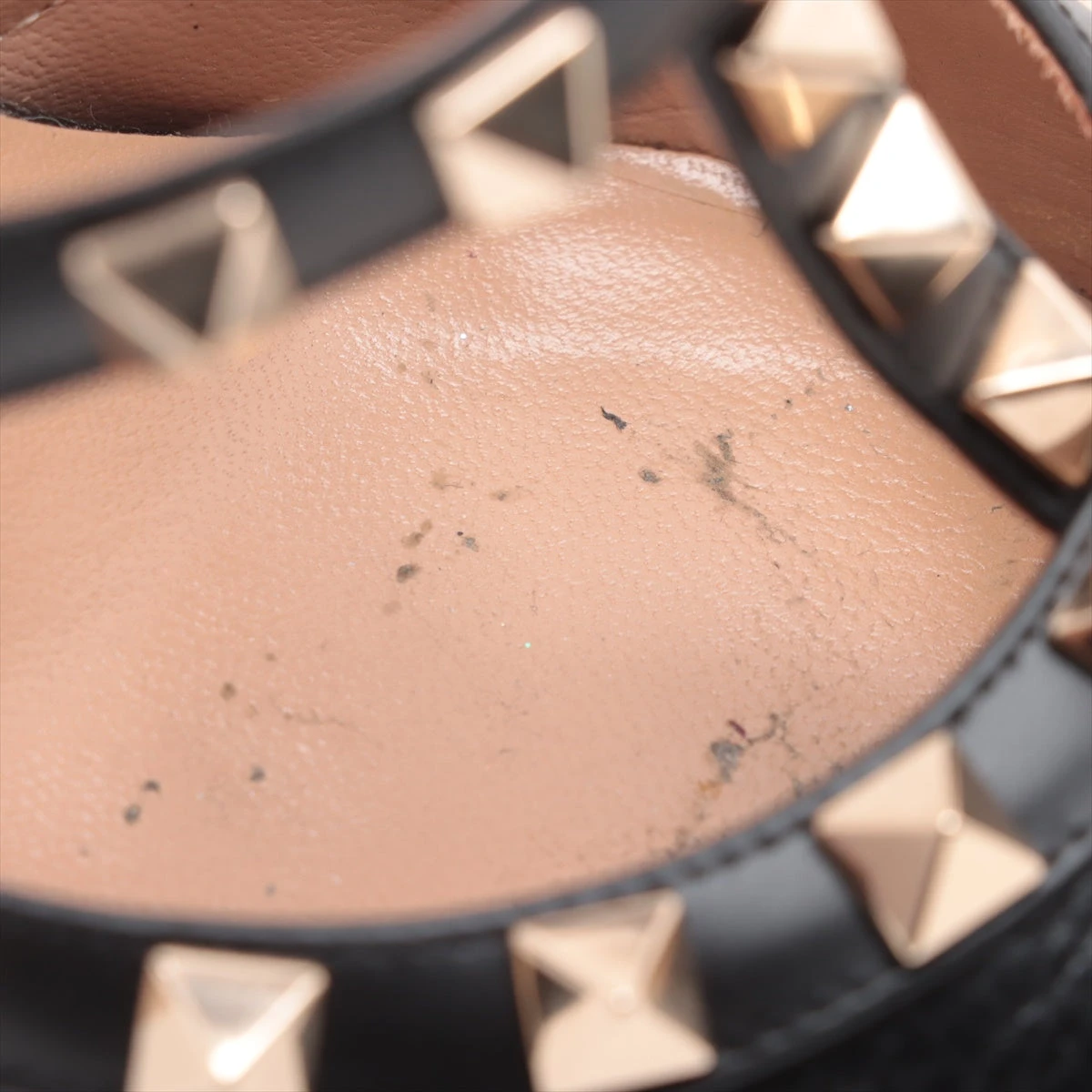 ヴァレンティノガラヴァーニ ロックスタッズ レザー ストラップ