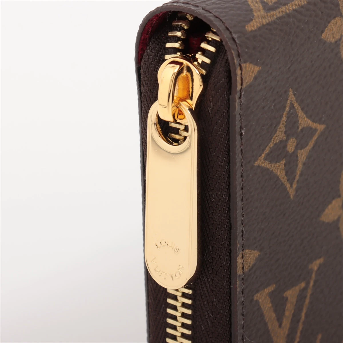 LOUIS VUITTON フューシャ 長財布 M41895 LOUIS VUITTON ルイ・ヴィトン ジッピー・ウォレット モノグラム