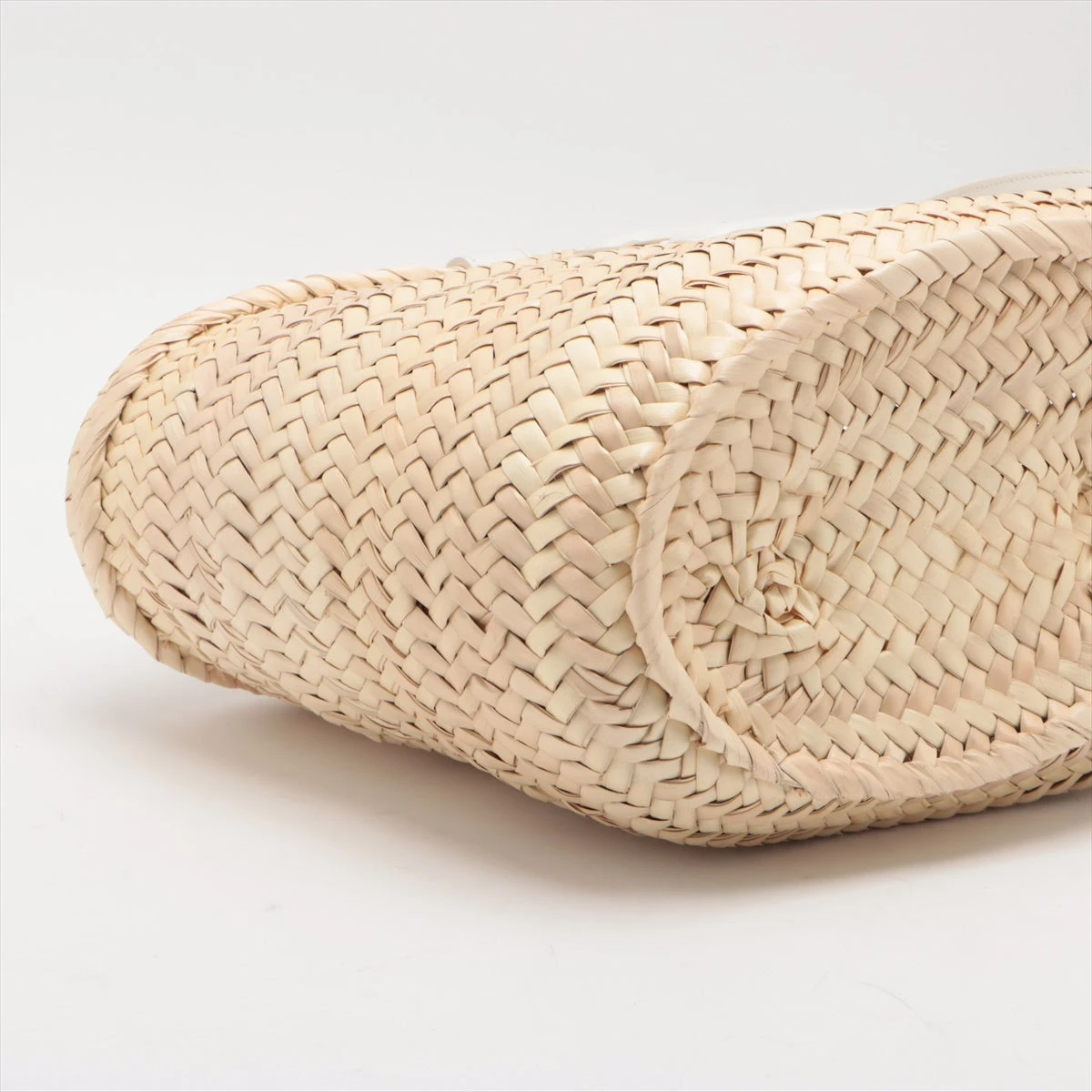 セリーヌ トリオンフ パニエ ラフィア×レザー カゴバッグ ベージュ ホワイト セリーヌ トリオンフ パニエ ラフィア×レザー カゴバッグ