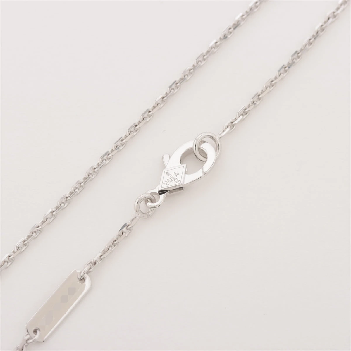 ヴァンクリーフ＆あーペル ヴァン クリーフ＆アーペルに新作“ペルレ エクストラオーディネール