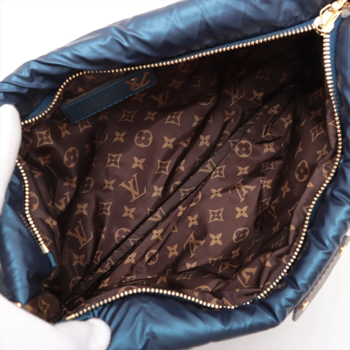 ルイ・ヴィトン LV ピロー マキシミュルティ ポシェット アクセソワールバッグ LOUIS VUITTON ルイ・ヴィトン LVピロー/モノグラム マキシ