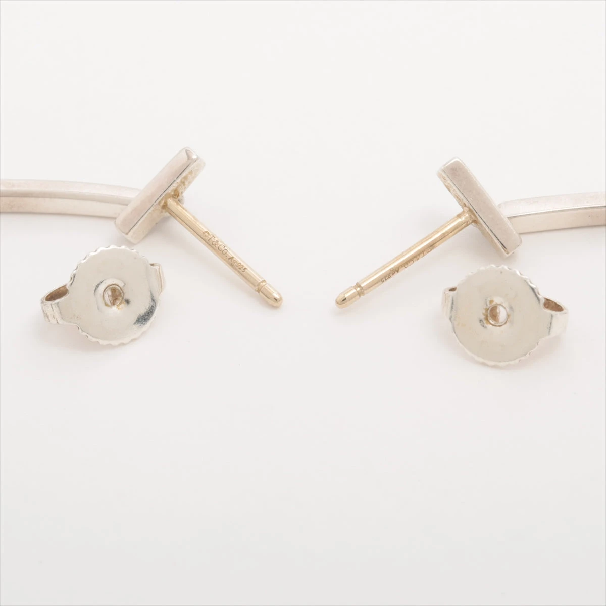 美品 ティファニー Tワイヤー シルバー バーピアス 両耳 ティファニー Tワイヤーバー ピアス(両耳用) 925 2.7g シルバー