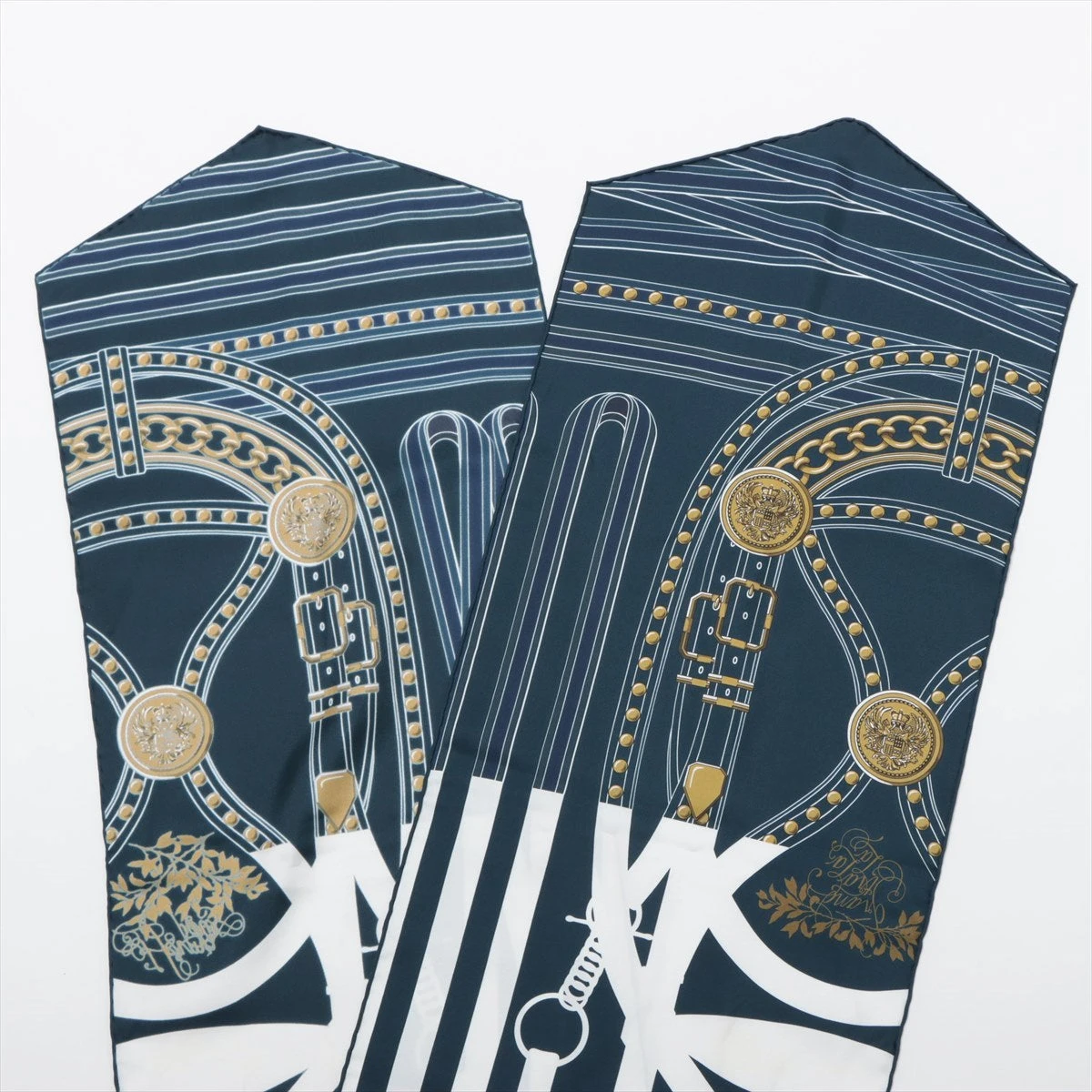 ⭐️美品⭐️ エルメス グラントゥラララ ツイリースカーフ ネイビー ⭐️美品⭐️ エルメス グラントゥラララ ツイリースカーフ ネイビー