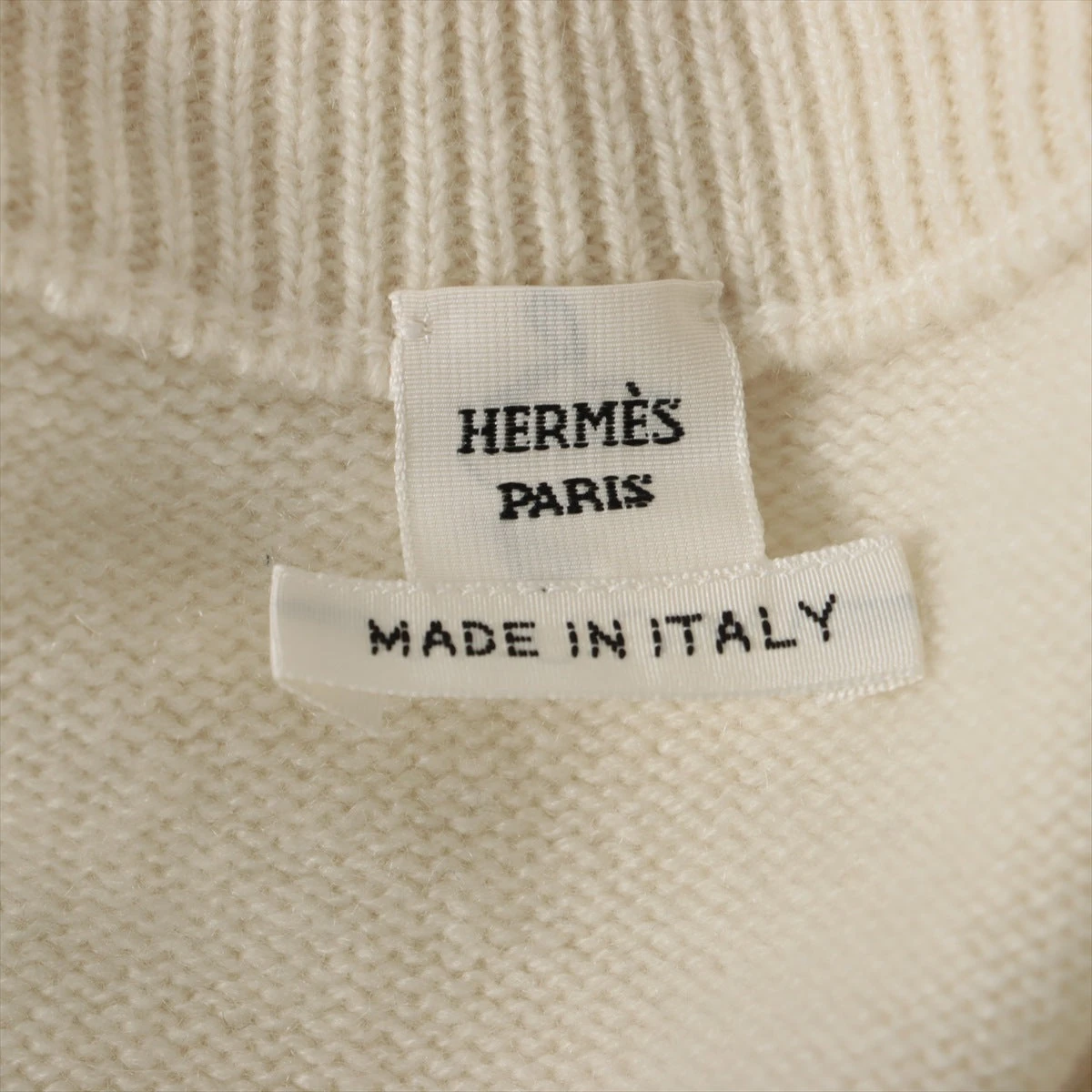 １回のみ着用ロイヤルクリーニング済　HERMES ホワイト サマーニット 1回のみ着用ロイヤルクリーニング済 HERMES ホワイト サマー