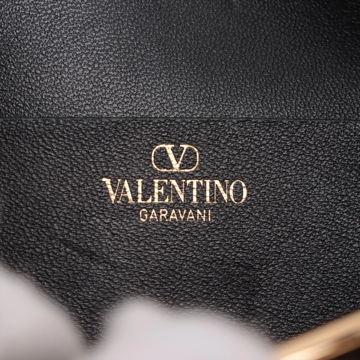 送料関税込☆VALENTINO Vロゴ レザー チェーン ショルダーバッグ ヴァレンティノ VALENTINO Vロゴチェーンバッグ ブラック
