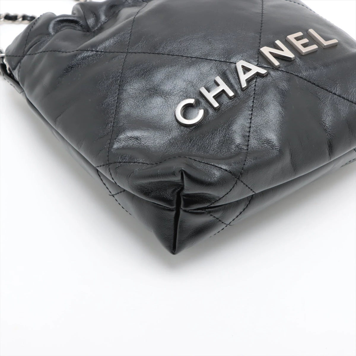 シャネル シャネル22ミニ シャイニーカーフスキン チェーンショルダー