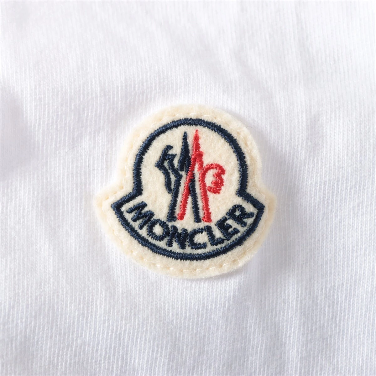 追跡送料込☆MONCLER スパイダーマンモチーフTシャツ 売切必至☆MONCLER スパイダーマンモチーフTシャツ☆NewArrival
